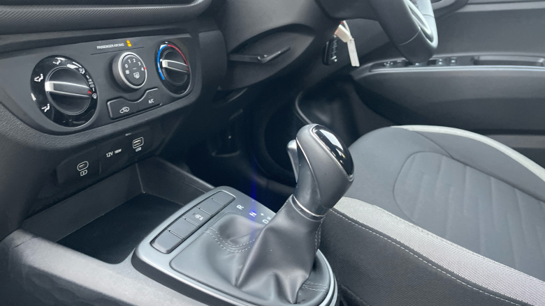 Hyundai i10 1.0 [63] Advance 5dr Auto [Nav] Petrol Hatchback